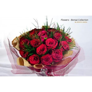 Ανθοδέσμη με κόκκινα τριαντάφυλλα E-Shop
