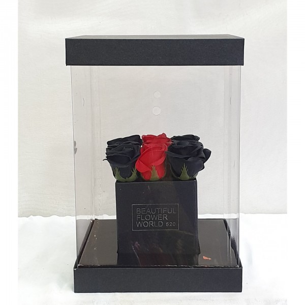 Soap Black & Red roses σε διάφανο κουτί