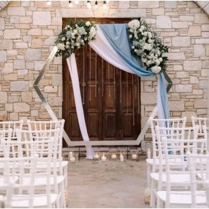 Ιδέες για καμάρες γάμου με λουλούδια- Elegant διακόσμηση αψίδας στο κελλάρι Παπαχρήστου με ανεμώνες,τριαντάφυλλα σε λευκές και γαλάζιες αποχρώσεις